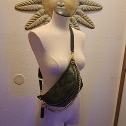 Nine West,Fanny Pack,Waist Wallet Belt,Shoulder Bag,Hand Purse,Unisex,Black Quilted Diamond Purse,Multiple Ways To Use Purse,Has Removable Gold Tone C