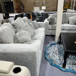 Very Soft Durable Fabric Sofa And Loveseat 