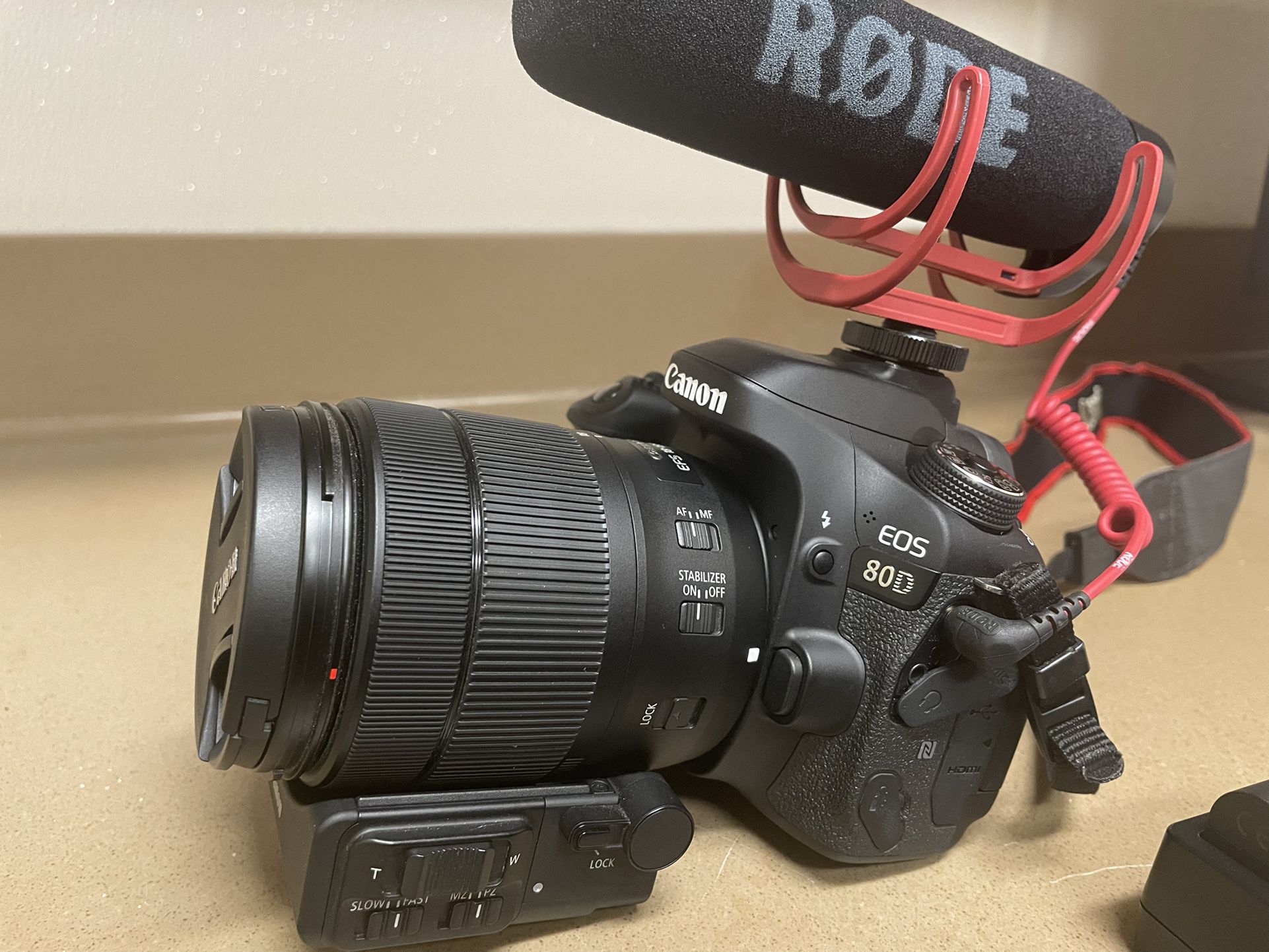 fort Federaal zwanger Canon Video Creator Kit, EOS 80D with EF-S 18–135mm Lens, Rode Videomic Go,  Plus Extras for Sale in Suwanee, GA - OfferUp