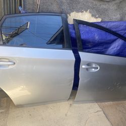 Toyota Prius Right Doors 10 to 15 Complete