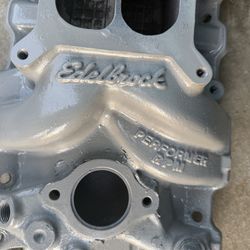 Edelbrock intake manifold