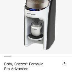 Baby Brezza Formula Pro Advanced in black and white