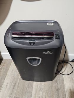 Fellowes Shredder