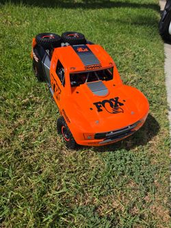 🔥 BRAND NEW TRAXXAS UDR 6S – FOX EDITION – $750 🔥