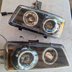 2006 Chevy Silverado headlights