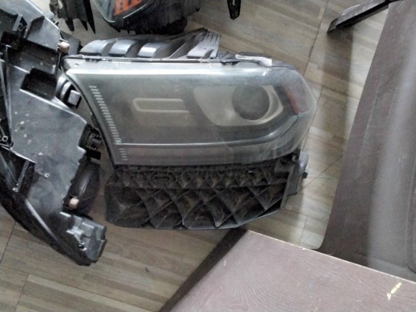 Left Headlight