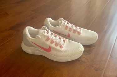 White & Pink Women’s Nike