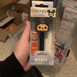 Mickey / Pop Pez