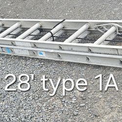 28' Werner ladder-type 1A(300#)
