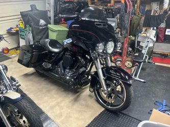 Electra Glide Harley Davidson $5,500