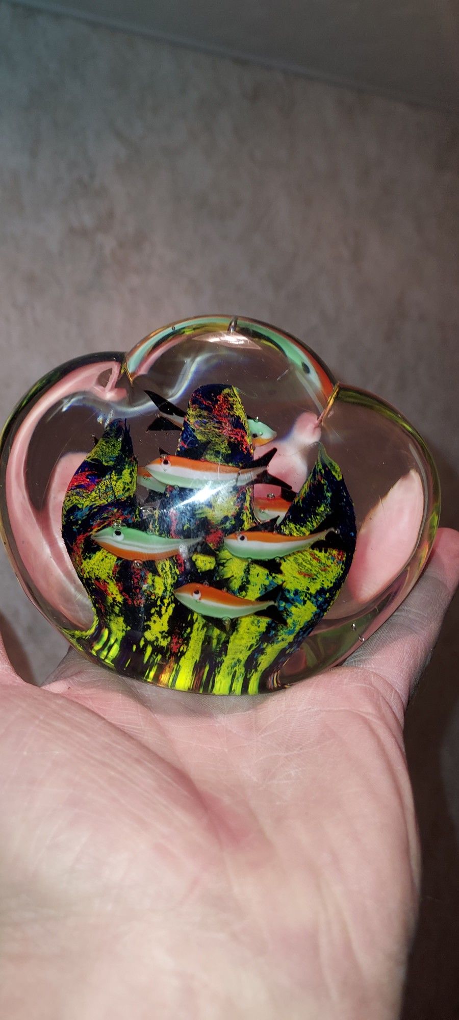 MURANO GLASS FISHTANK PAPERWEIGHT