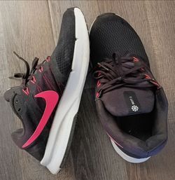 Nike Swift 3 Running Sneakers
