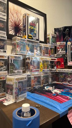 FUNKO POP (JSA CERTIFIED AUTOGRAPHED)