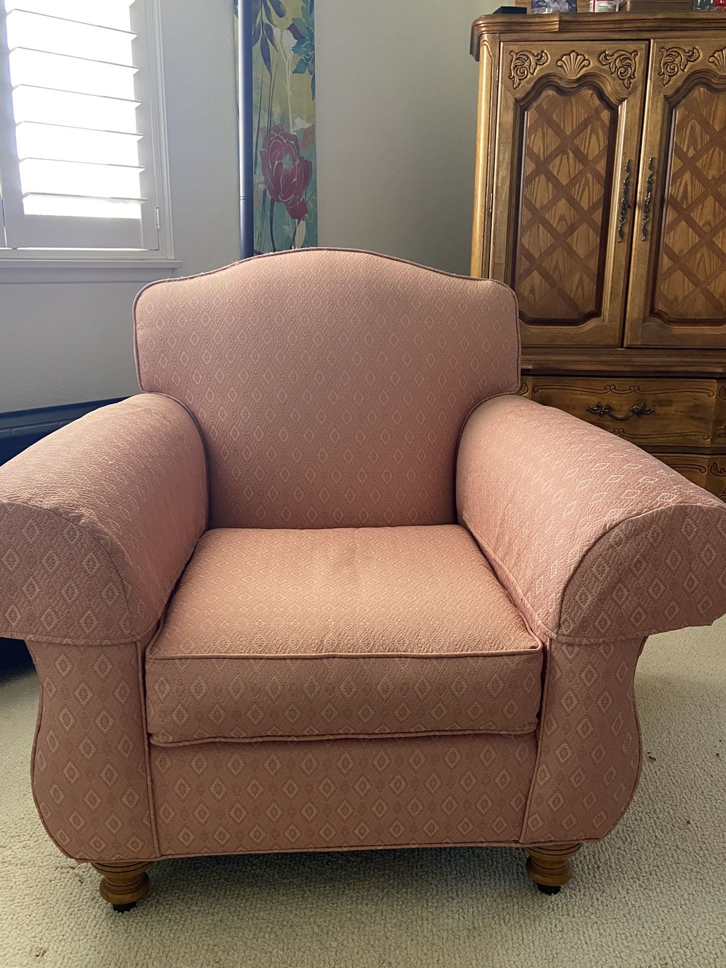 Dusty Rose Ethan Allen Chair