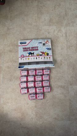 hello kitty mystery box’s