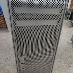APPLE MAC  PRO COMPUTER TOWER