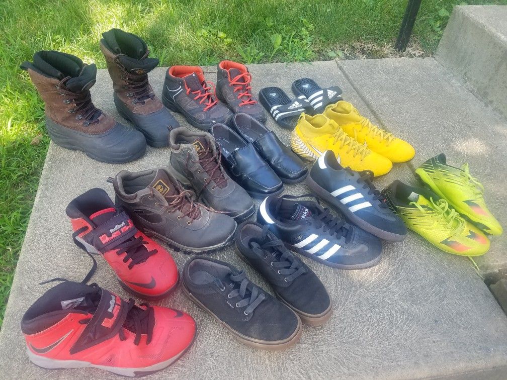 Shoes & youth clothing Adidas, Nike, boots, saddles, cleats, nike, hoodies under armour