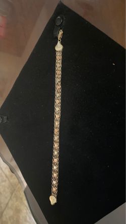 14k (3 Tone Gold) bracelet 😱😱