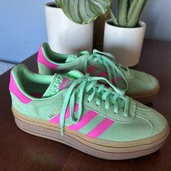 Women’s Adidas Gazelle