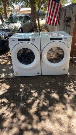 Whirlpool washer and gas dryer