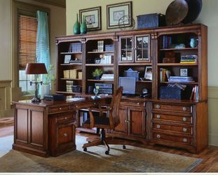 Hooker OffiCe Furniture