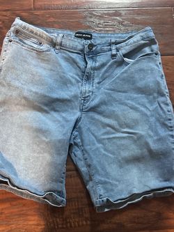 Ladies shorts size 12