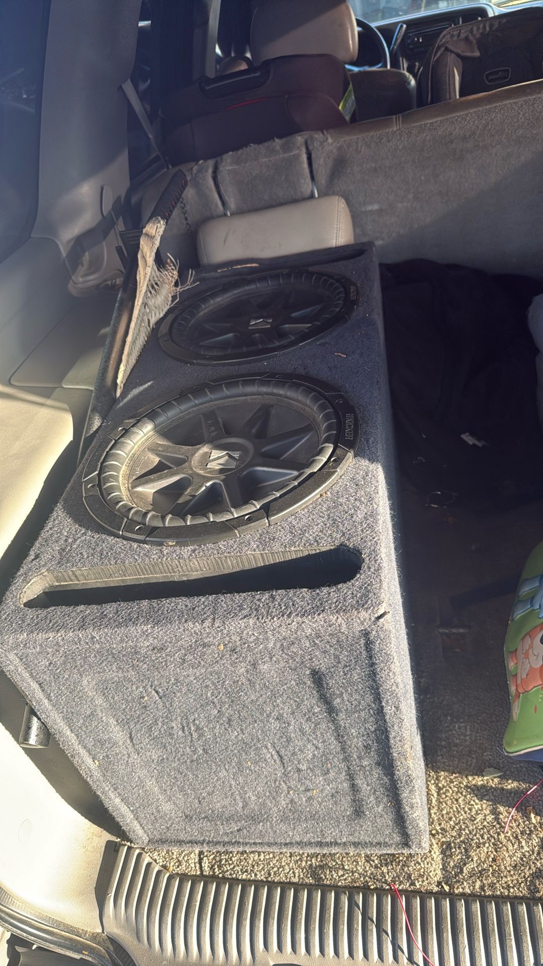 12’ Kicker Compvr Ported Box