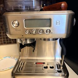 Casabrews Espresso Maker With Bean Grinder
