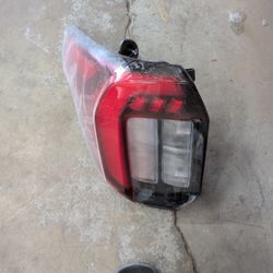 2025 Explorer Left Tail Light Assembly