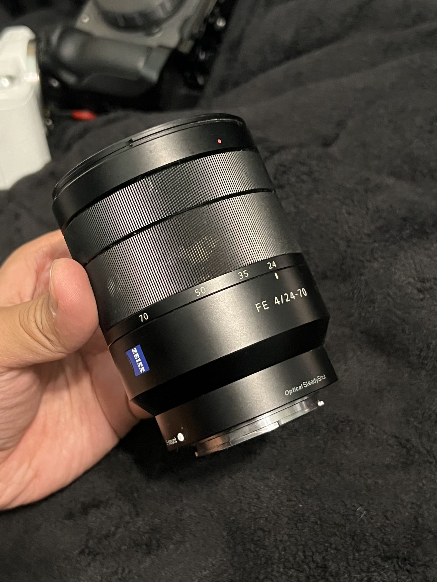 Sony Zeiss 24-70mm F4 E Mount Lens