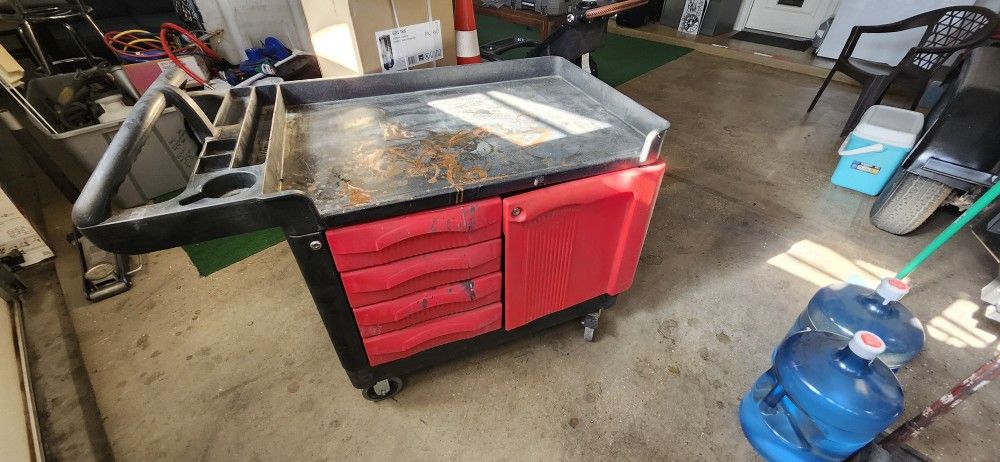 Rubbermaid Trade Master Cart