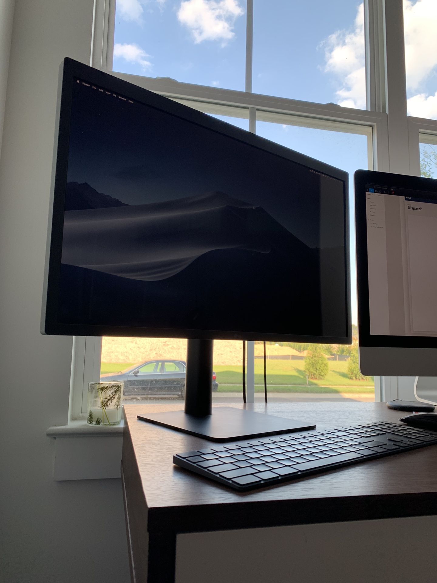 27” LG 5K UltraFine USB-C Display