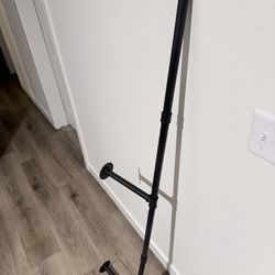Wall Mount Bar