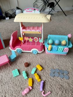 🍦Ice Cream Truck Pretend-Play Toy Set – Complete Set