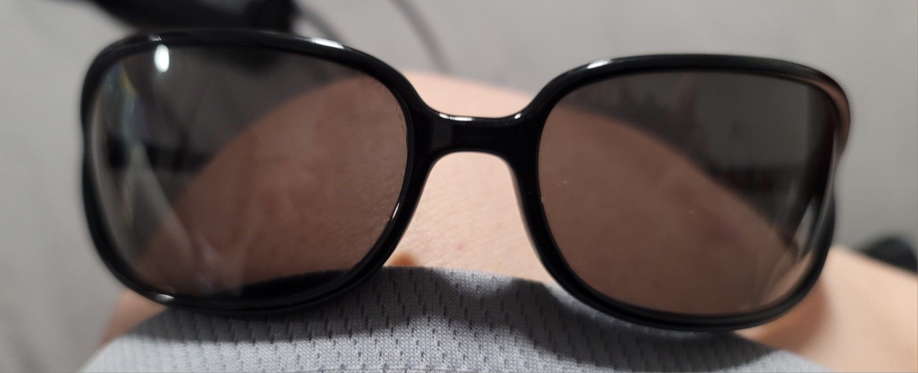 PRADA SUNGLASSES BRAND NEW IN THE CASE