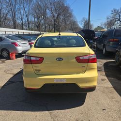 2016 KIA Rio