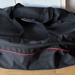 Large Soft Canvas Duffel/Gym Bag/Suitcase w/Shoulder Strat & Lock. 15” wideX28”longX12” high.