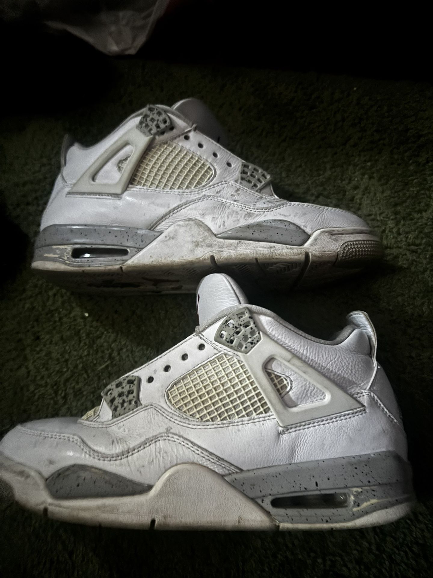 Air Jordan 4 “Oreo”