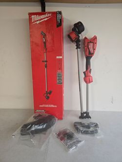 🔥$100 PRICE IS FIRM🔥 Milwaukee
M18 Brushless 18V 16in. Cordless Battery Powered String Trimmer (WUIRA) (Tool-Only)