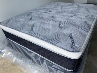 Queen Euro Bamboo Orthopedic Pillow Top!!