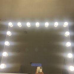 Vanity Mirror 