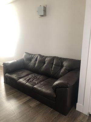 New And Used Leather Couch For In Las Vegas Nv Offerup