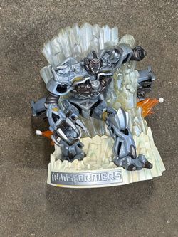 Hasbro 2007 Transformers Megatron Collectible Display Action Figurine Toy