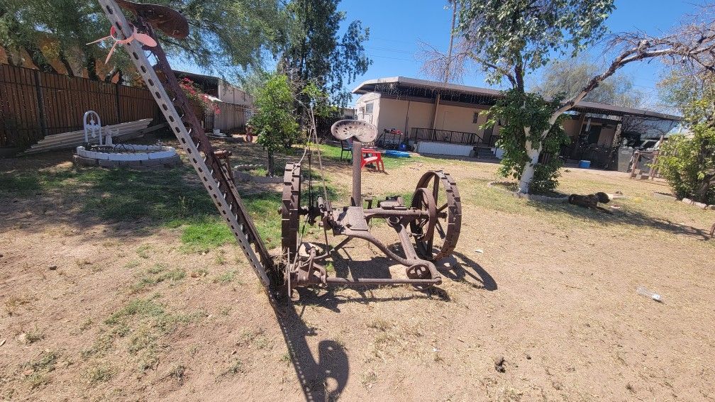 Antique Case Tractor Yard Decor