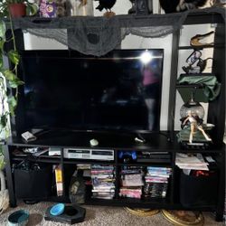 Large Entertainment Stand 