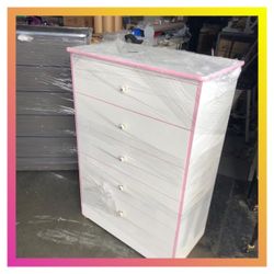 5 drawers dresser / Five drawers dresser