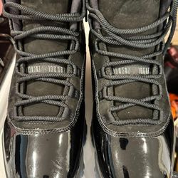 Jordan 11 Cap and Gown 