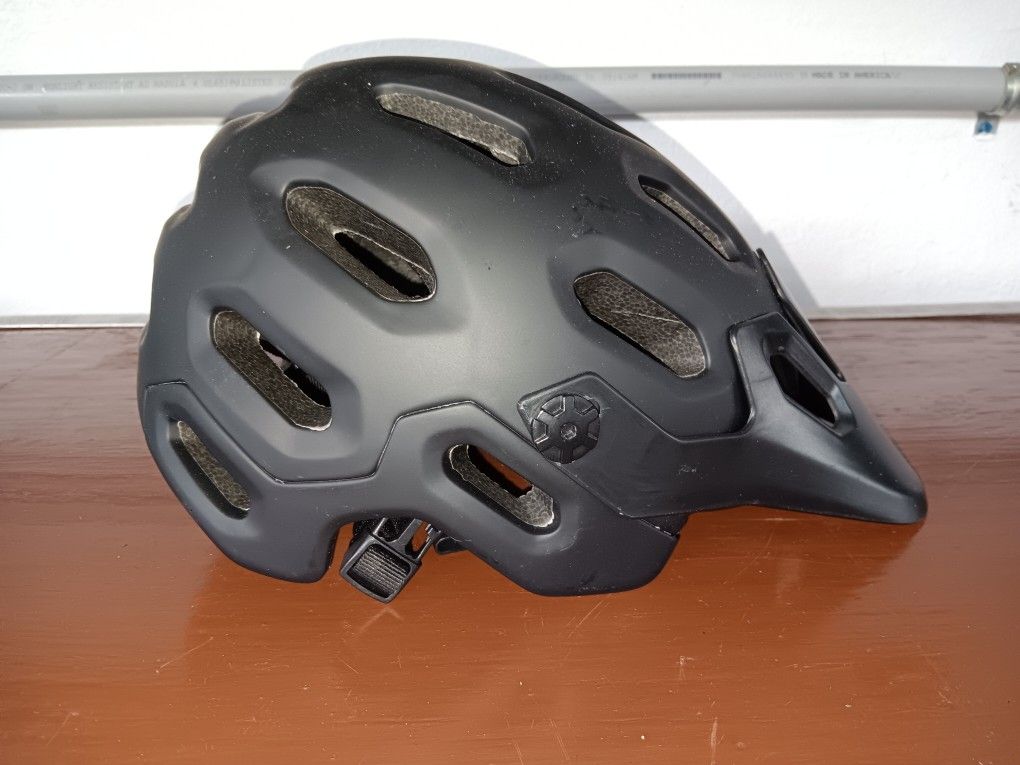 BICYCLE HELMETS
