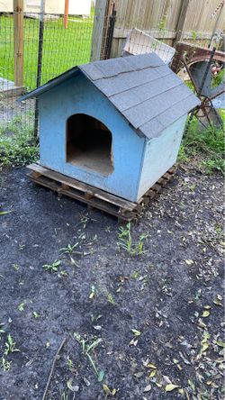 Dog house