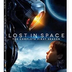 Lost in Space: the Complete First Season (DVD, 2018)